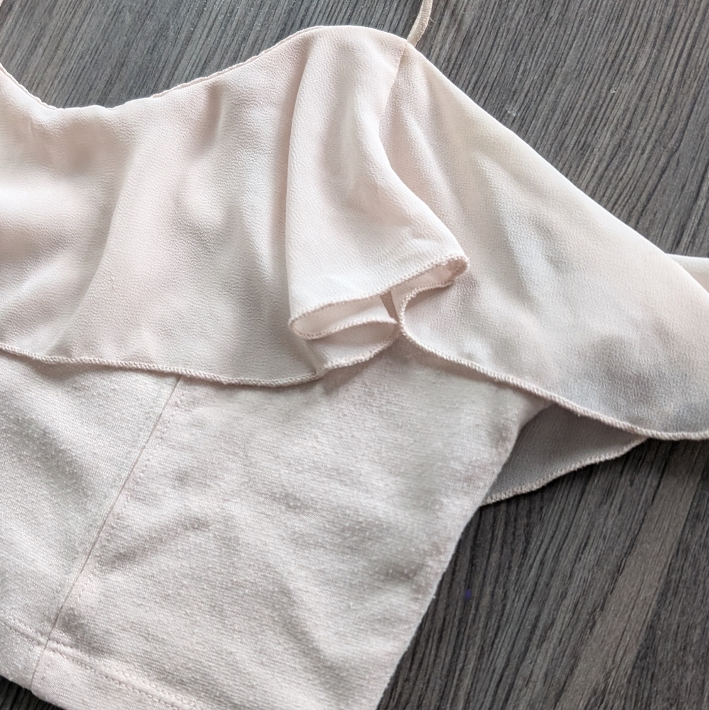 Forever 21 Ruffle Crop Top - Picture 3 of 5